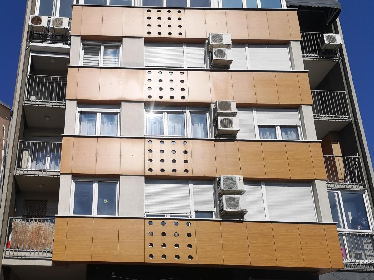 Filinhome Papa Suite 4 Novi Sad Exterior foto